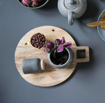 ACACIA WOOD ROUND CHEESE/CUTTING BOARD Dining-Kitchenware Bloomingville