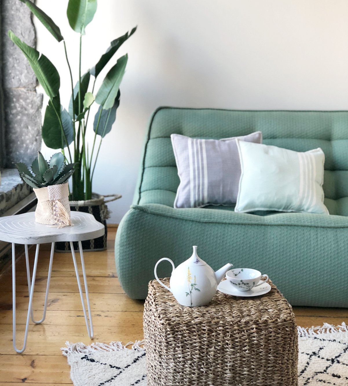 SASUFI OTTOMAN living-homeaccents PEREZ